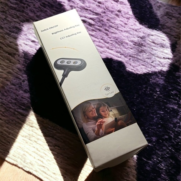 NIB Rechargeable Book Light with Clamp and eye care - Picture 2 of 3
